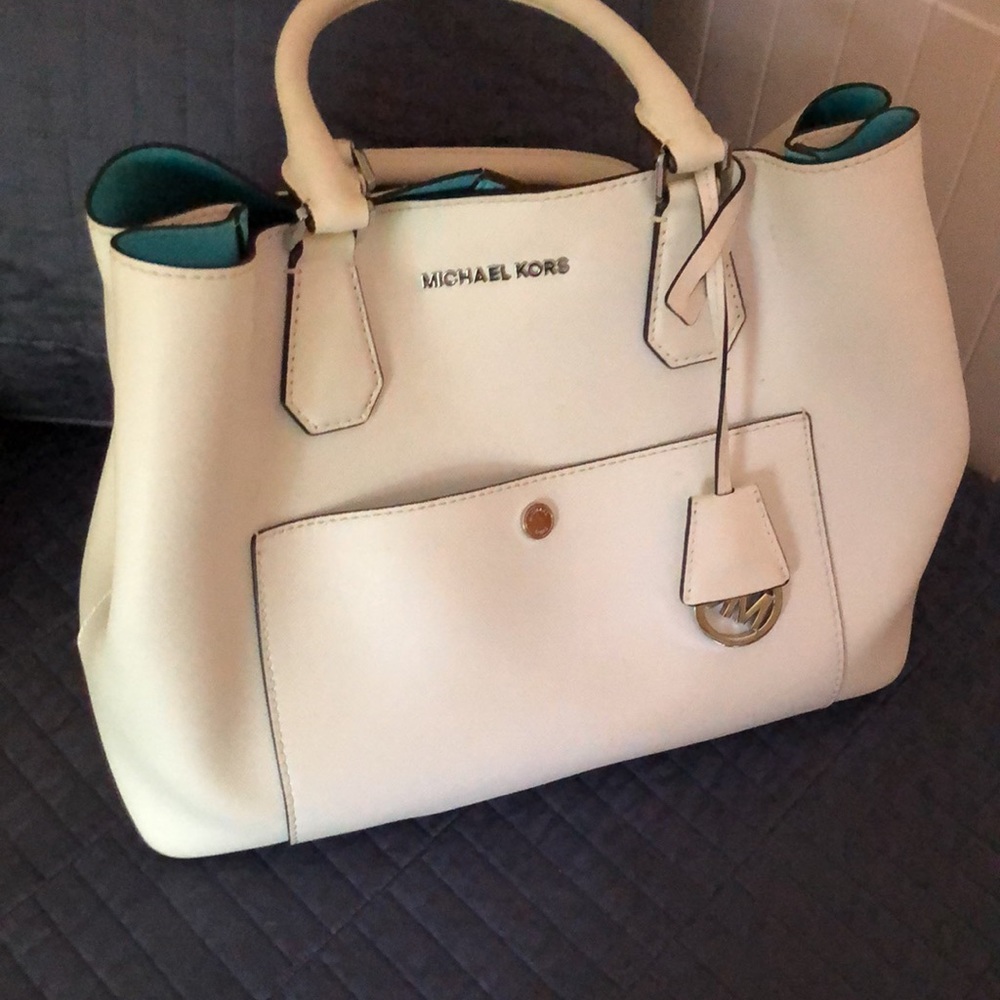 Michael Kors summer white bag